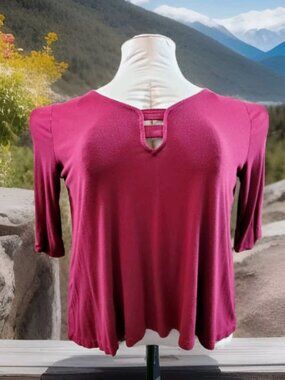 Misia Cranberry Red Top 3/4 Sleeves Cute Cutout (2XL)